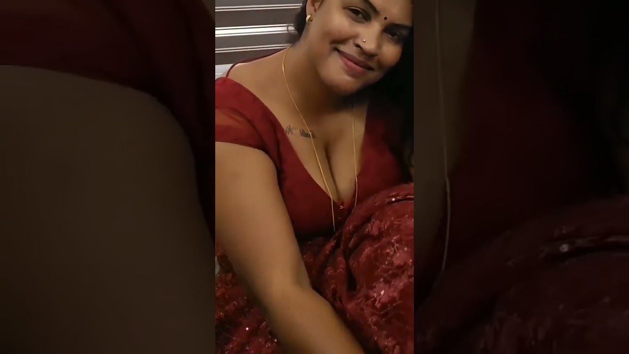 Reshma latest 😍 #youtubeshorts #actress #reshma #mallu #actresshotdress #youtubesearch