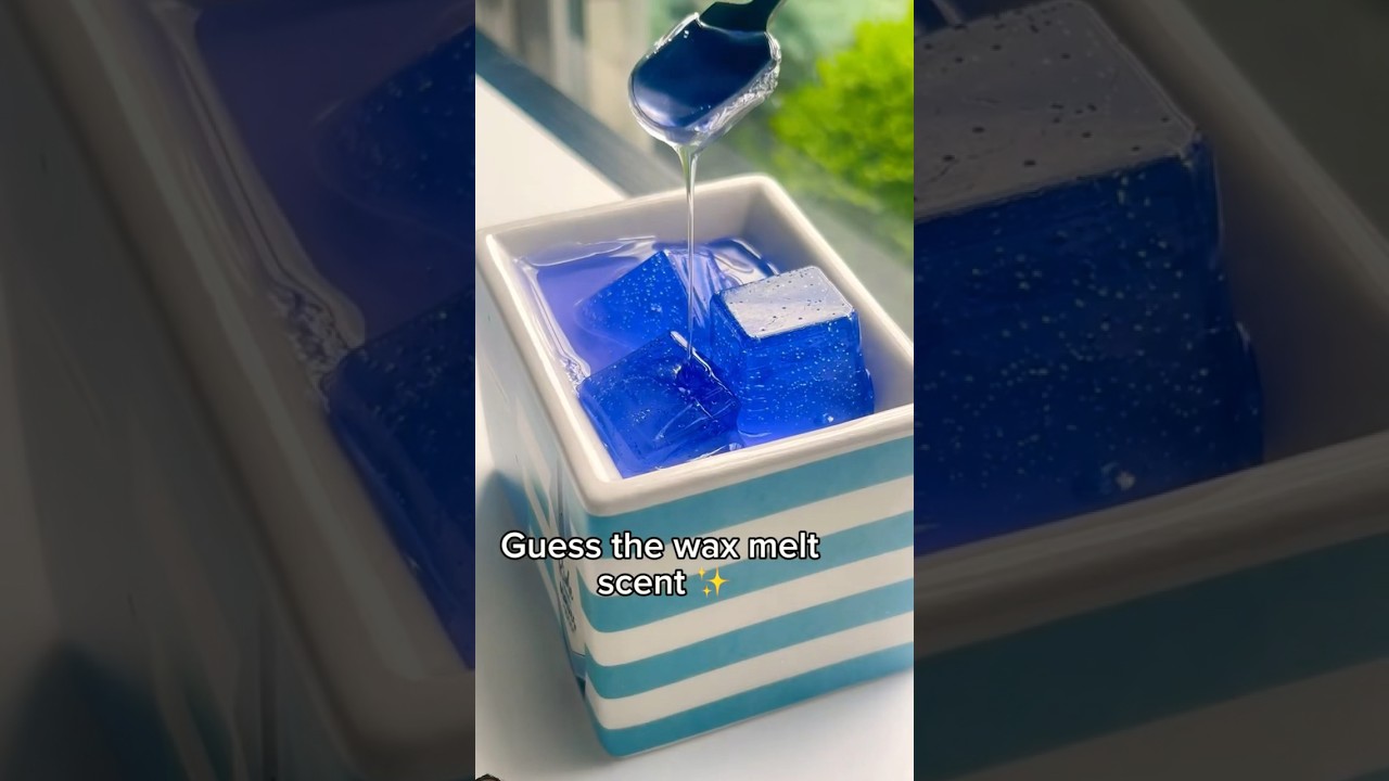 #resin #resinart #blue #satisfying #epoxy #music #countrymusic #song #lyrics #newmusic #waxmelts