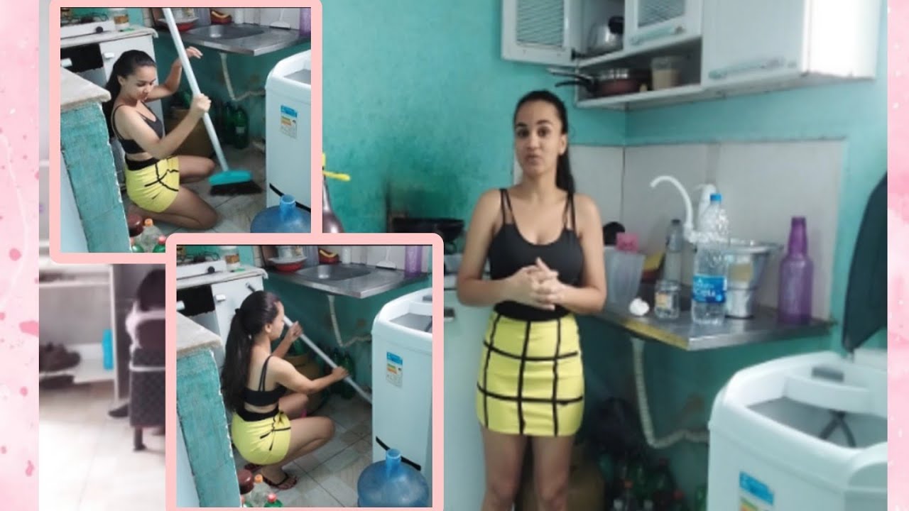 Resumão aninha organizando em baixo da pia/fiz uma limpeza caprichada