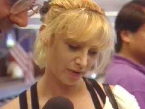 Retro TV Commercial Gateway 2000 Laptop