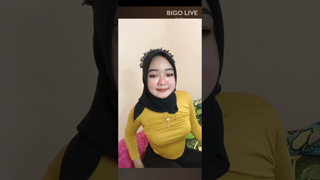 Rhinanong Hijab Live Bigo