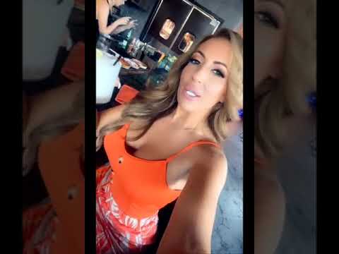 richelle ryan 🌯🥙☕☕☕🥮🥮🥮