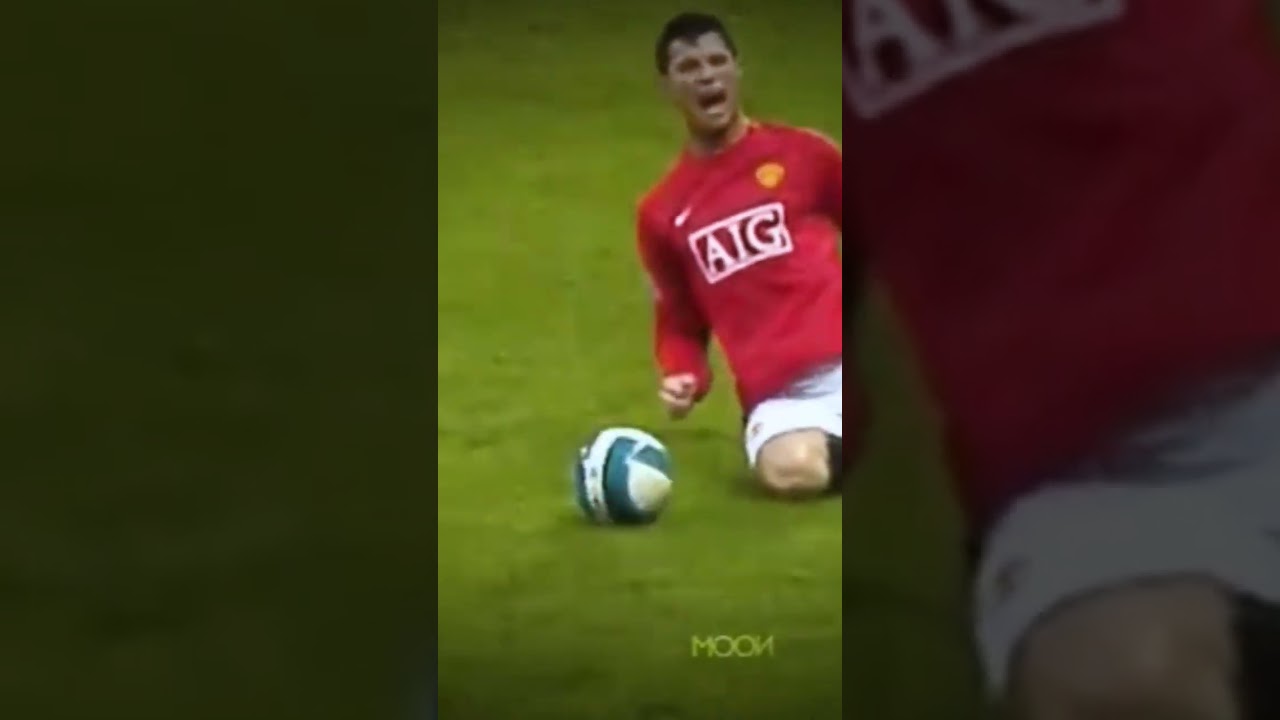 Ronaldo best skills 🥶☠️ #ronaldo #football #fly #viral