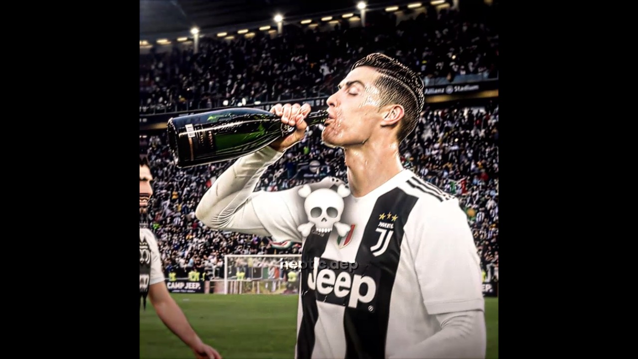 Ronaldo Wasn't Supposed To Drink Alcohol But....☠️