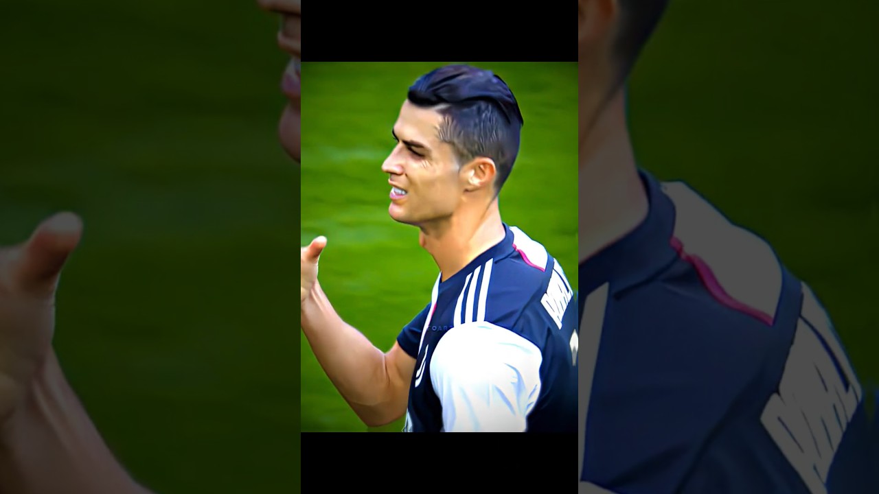 Ronaldo's skill in dribbling 🤯 #ronaldo #shorts #football #cristianoronaldo #viralvideo