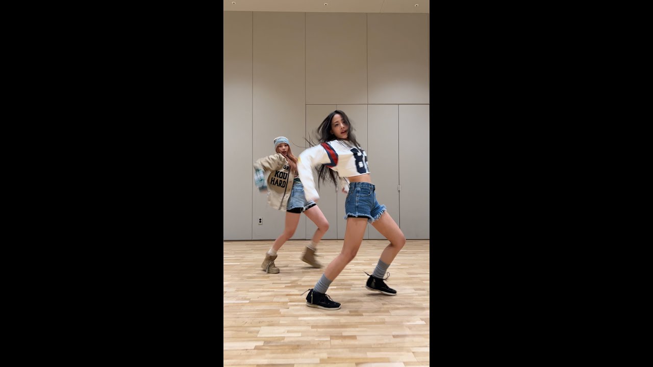 Run NJS🌬 #RunBTS #달려라방탄 #NewJeans #WeAreNewJeans#MINJI #HAERIN #shorts