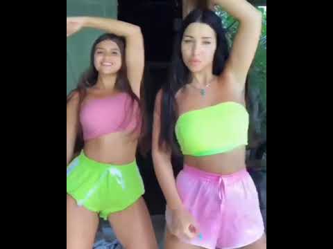 Russian sexy girl dances and twerk-Valeriya Bearwolf
