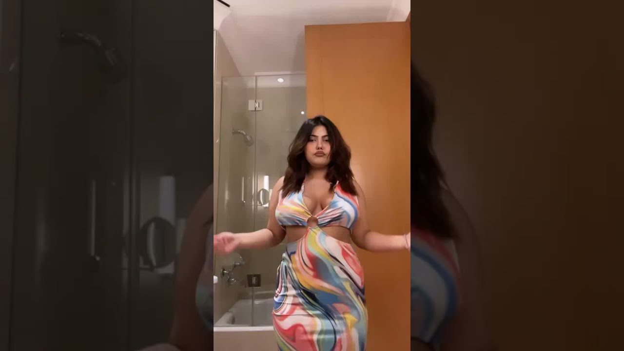 saachi sood hot dance bikini