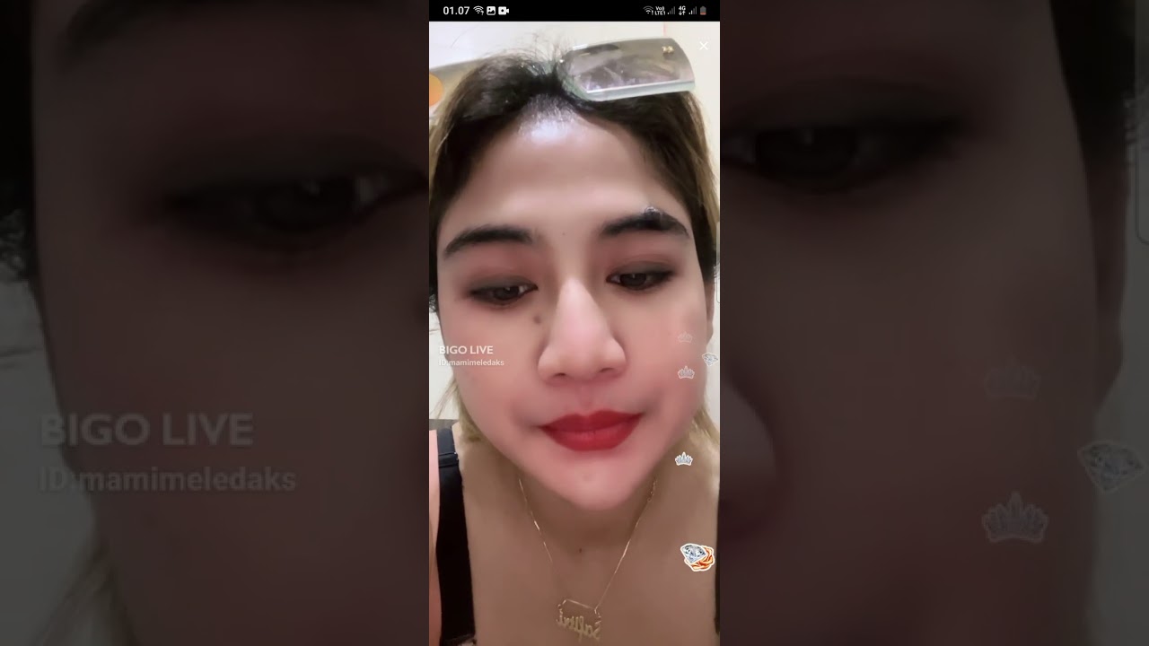 safitri junaedi live hot gede bgt..