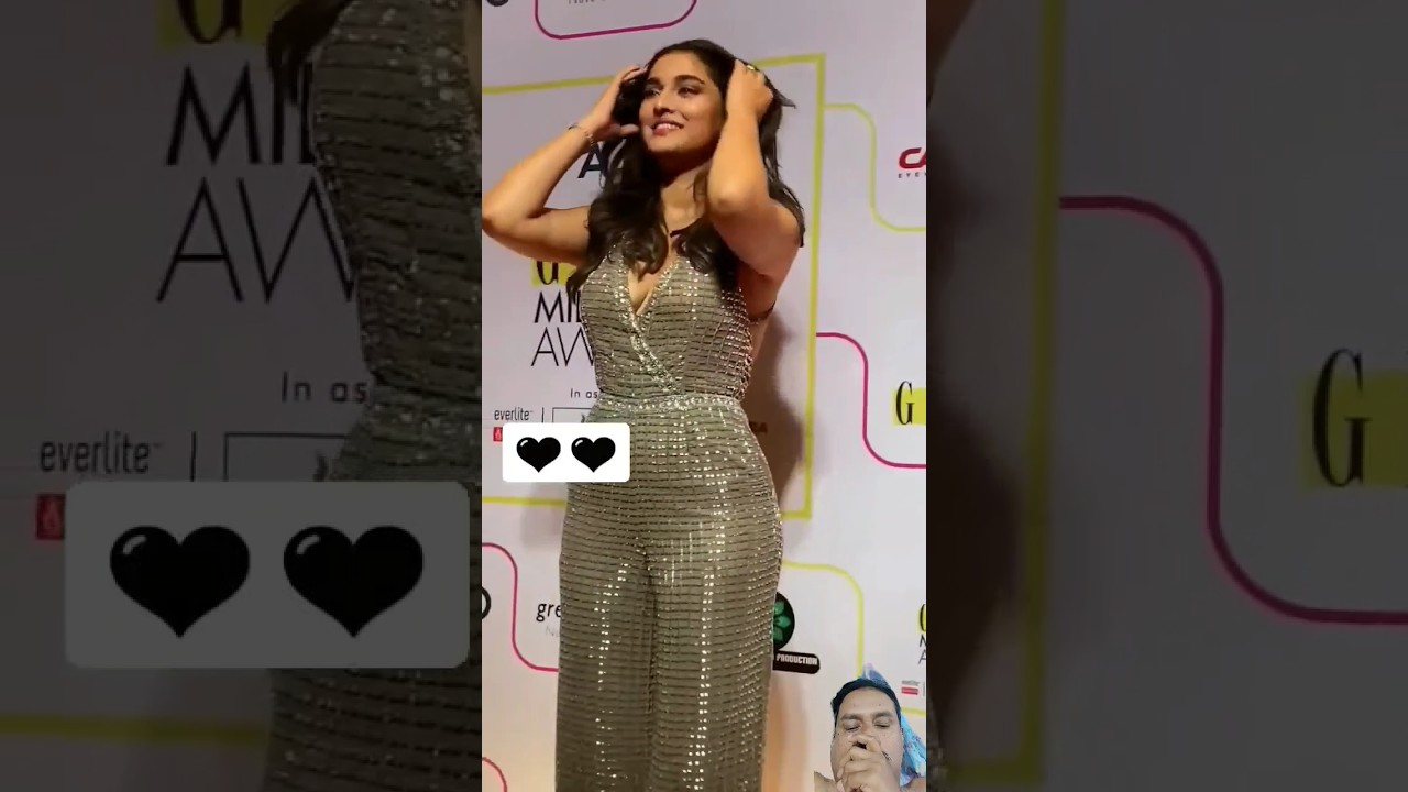 Saiee Manjrekar Hot 🔥 #shorts #viral #bollywood #shortsvideo #saieemanjrekar