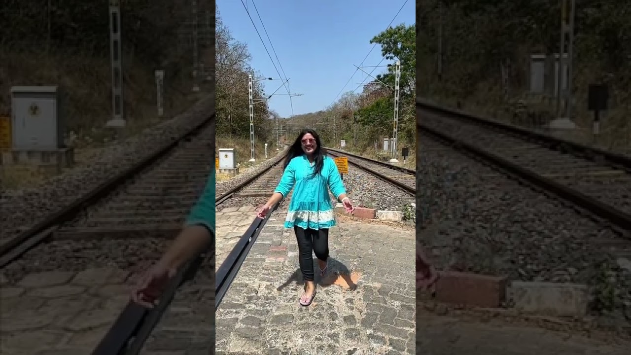 Sana aunty enjoying