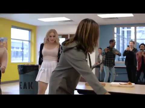 Sarena - Safari (Girl Fight) Simple Girl Fight