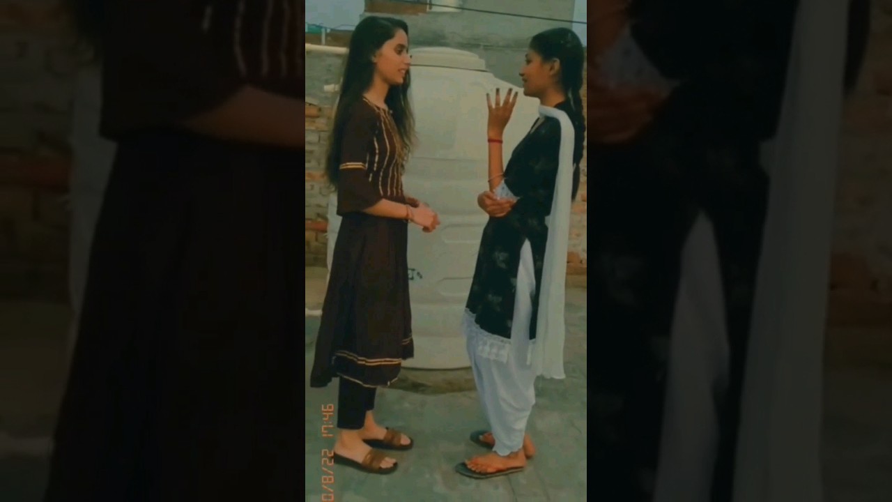 School Bachi Ki Bht Hi Khoobsoorat Choti Gaand Sufaid Gher Waali Shalwaar Mein | #shorts