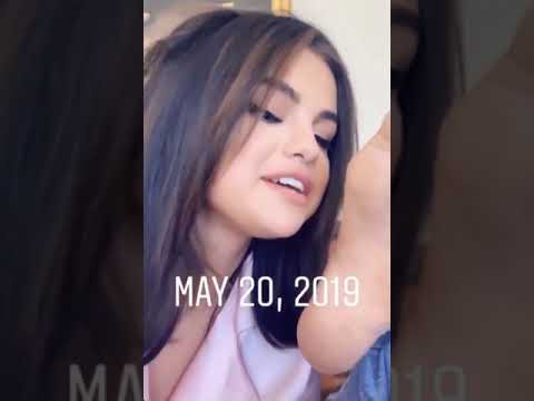 Selena gomez foot feet