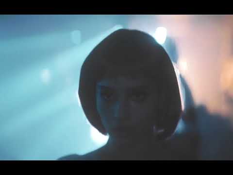 selina kyle-cinnamon girl