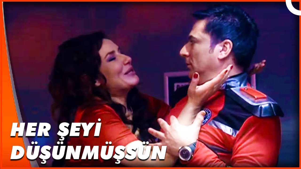 Senin De Beni Sevdiğini Biliyordum! | Dünyayı Kurtaran Adamın Oğlu