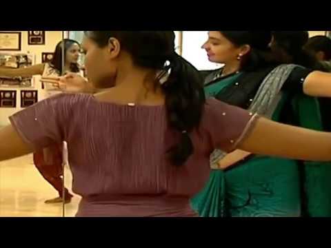 Serial actress Sunjitha | navel show | Seducing | Hot