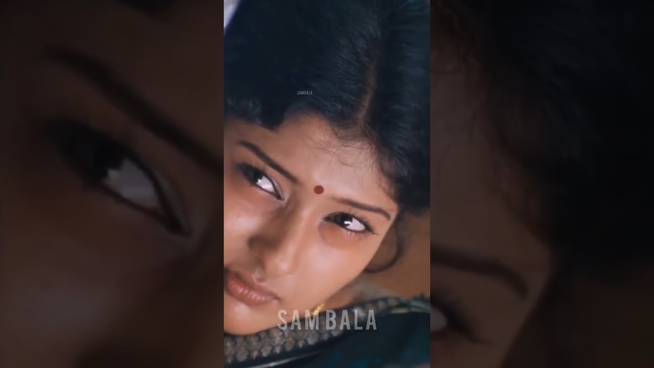 Sexy aunty deep navel #chubby #cleavage #boobsshow #hugeboobs #auntylovers #sexyvideos #trending
