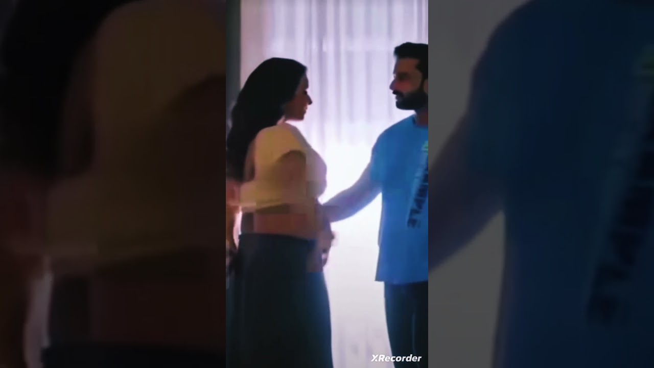 🤪🤪#shorts#reele#trend#aunty#girl#face#sexy#hot#navel#semma#bollywood#mollywood#tollywood😲