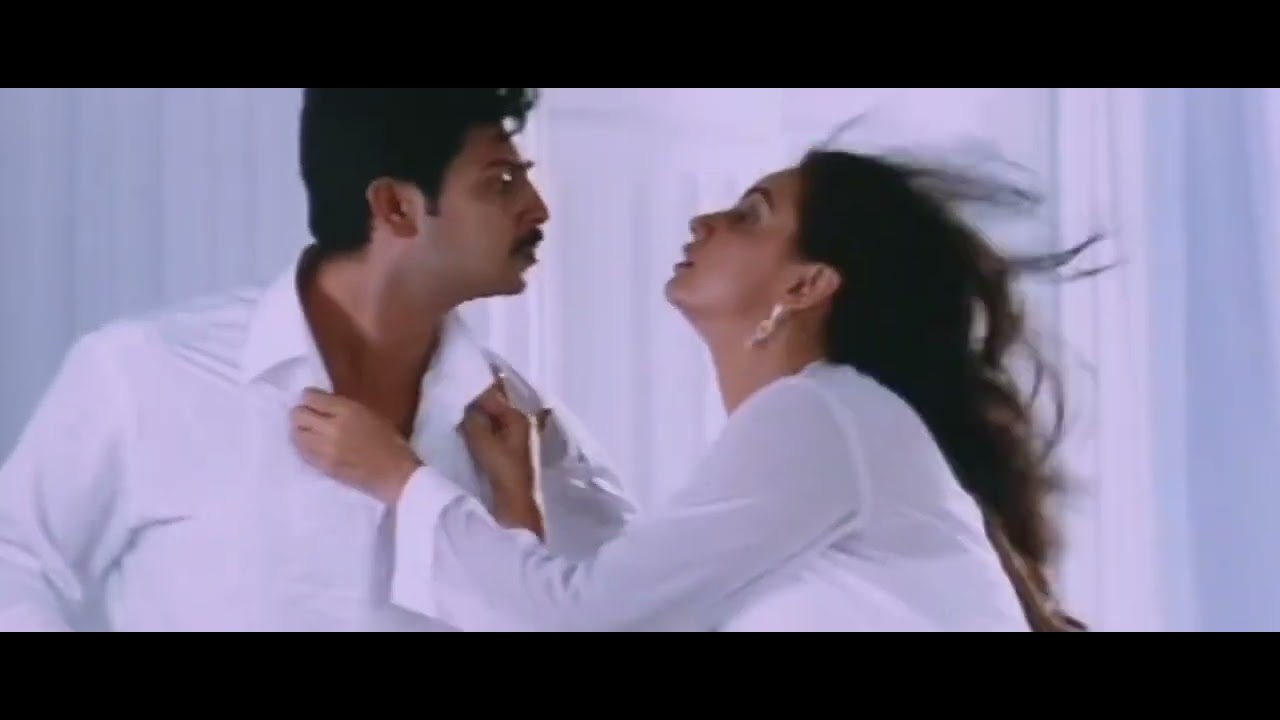 Shruti Marathe Hot Song | Spicy Actress