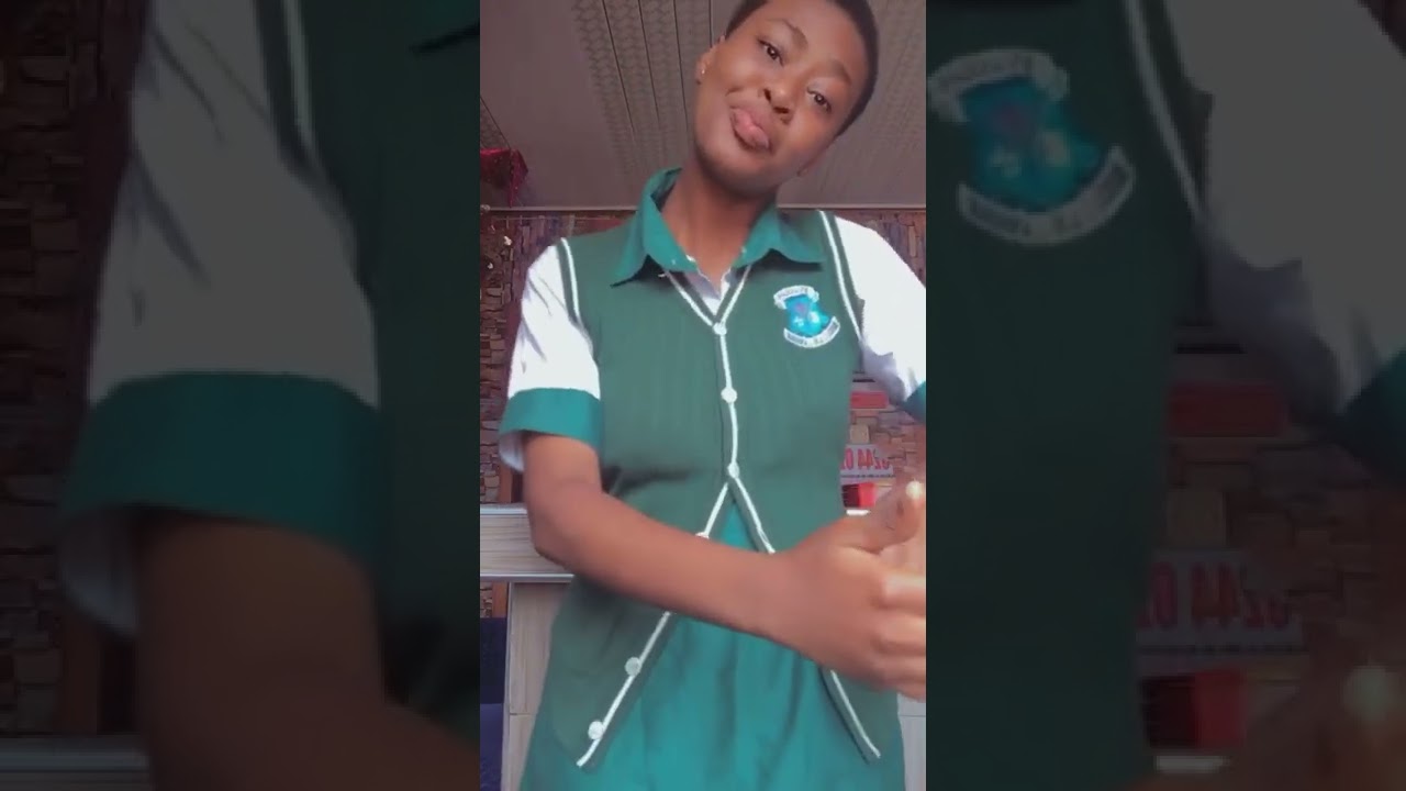 shs Twerking - maame ama sikapa • @stlouis.eb💚🤍🤍💗 #shorts #shortsvideo