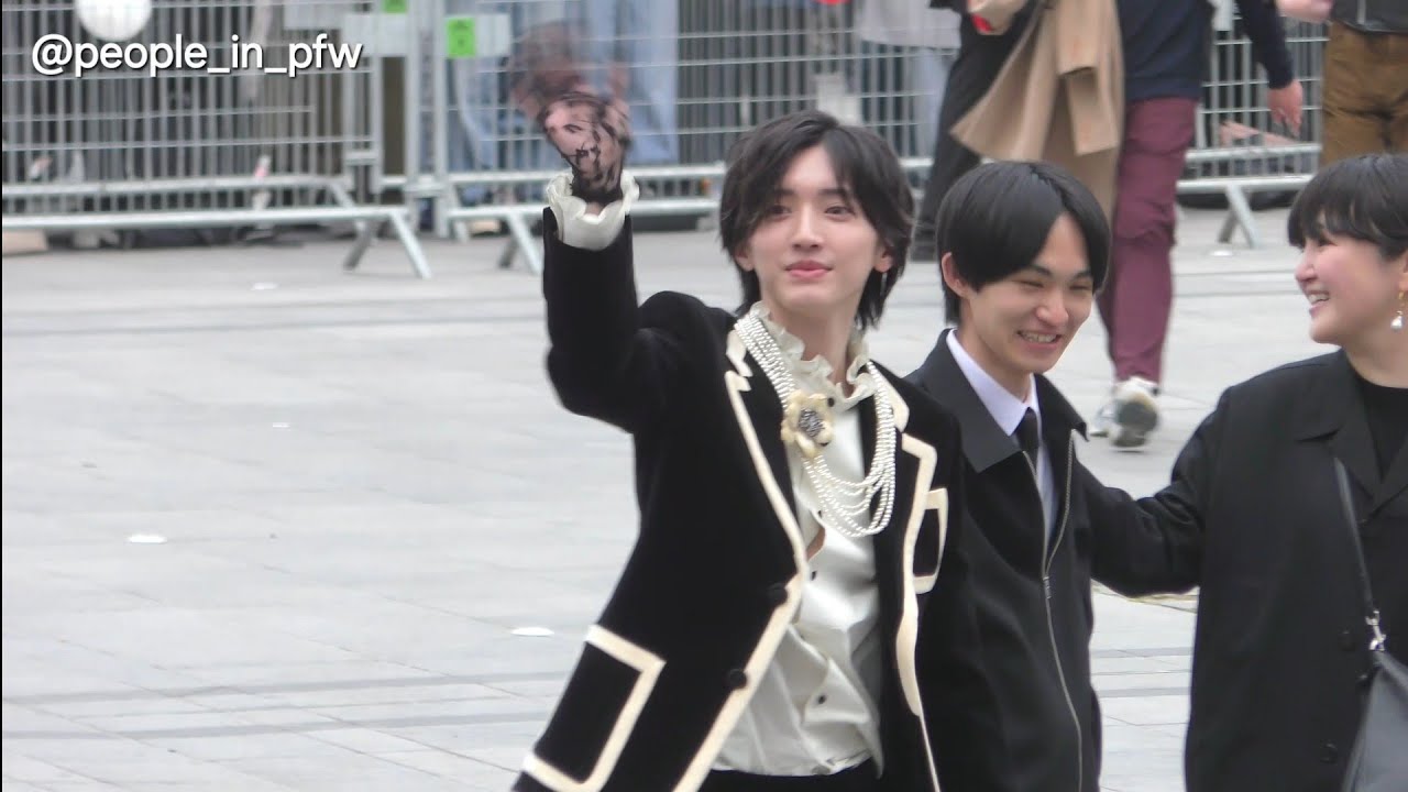 Shunsuke Michieda 道枝 駿佑 leaving Valentino Fall Winter 2025/2026 fashion show in Paris - 09.03.2025