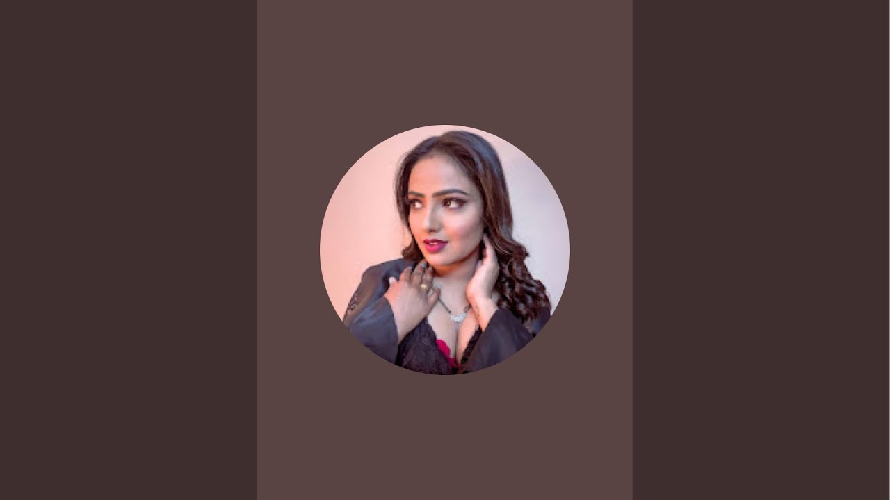Shyna Khatri is live