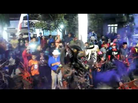 SILUMAN NAGA LANGIT RT 38 , KANIGORO PAGELARAN
