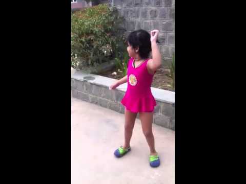 Siya Hot Dog Dance