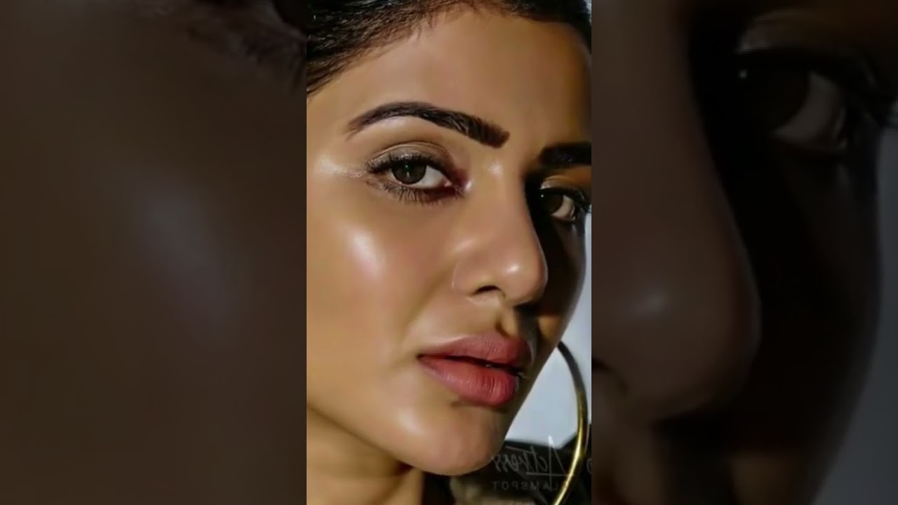 sneha hot lips closeup