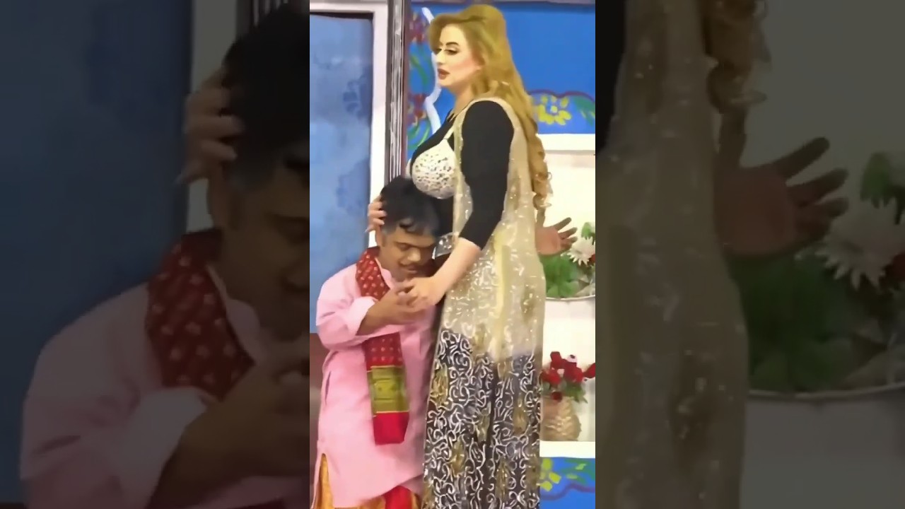 sobia khan full hot live #viral #pakistanistyle #girl