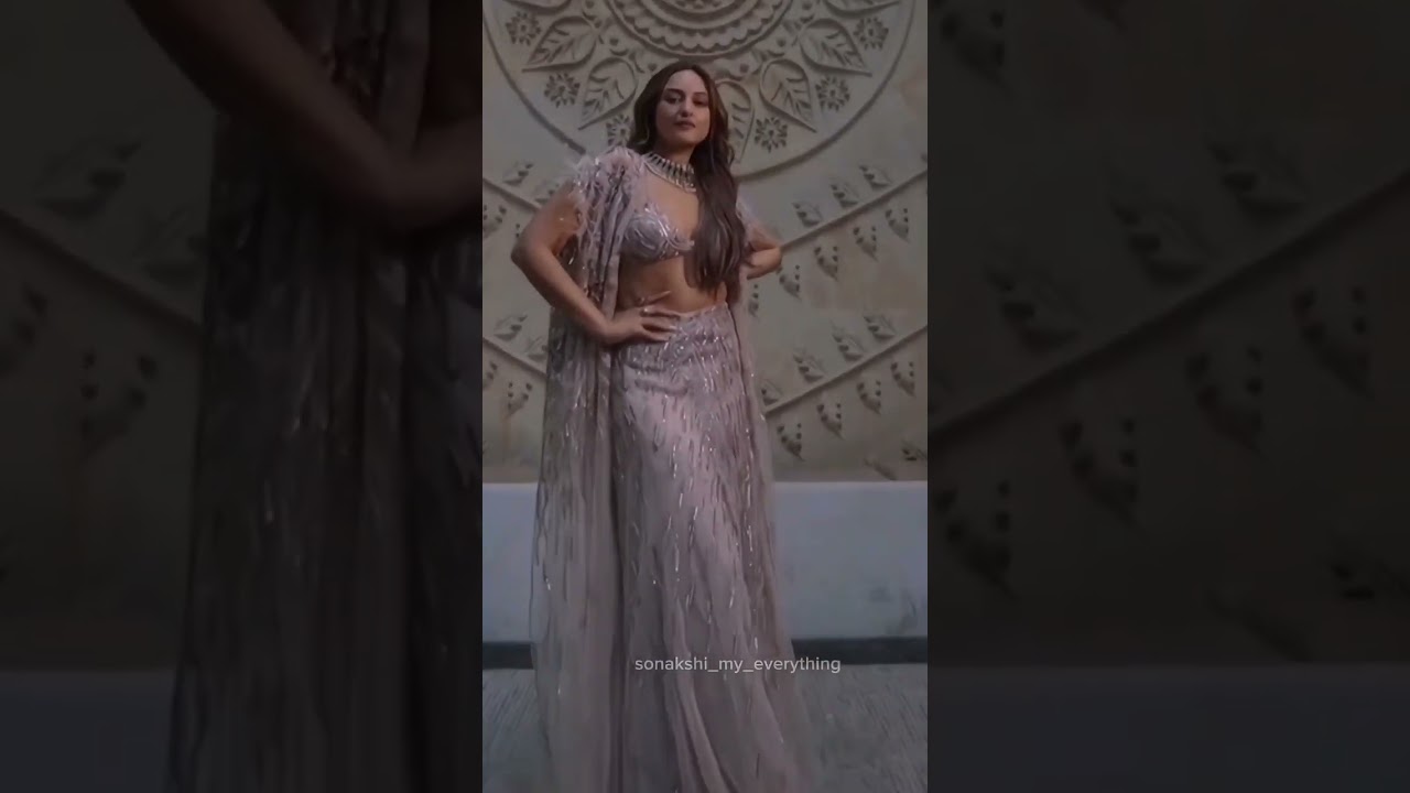 Sonakshi Sinha Hot Navel , Showing B **bs Navel Actress #bollywood #navel #viral #shorts