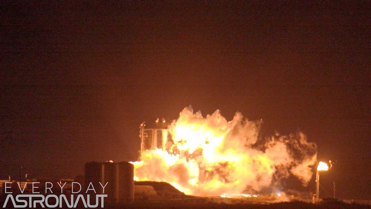 SpaceX's StarHopper's first HOP (20 meters) 4K slow motion