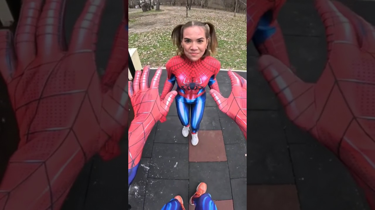 Spider-Man vs Spider-Girl in Love #spiderman #spidergirl #love #dumitrucomanac #funny #romantic