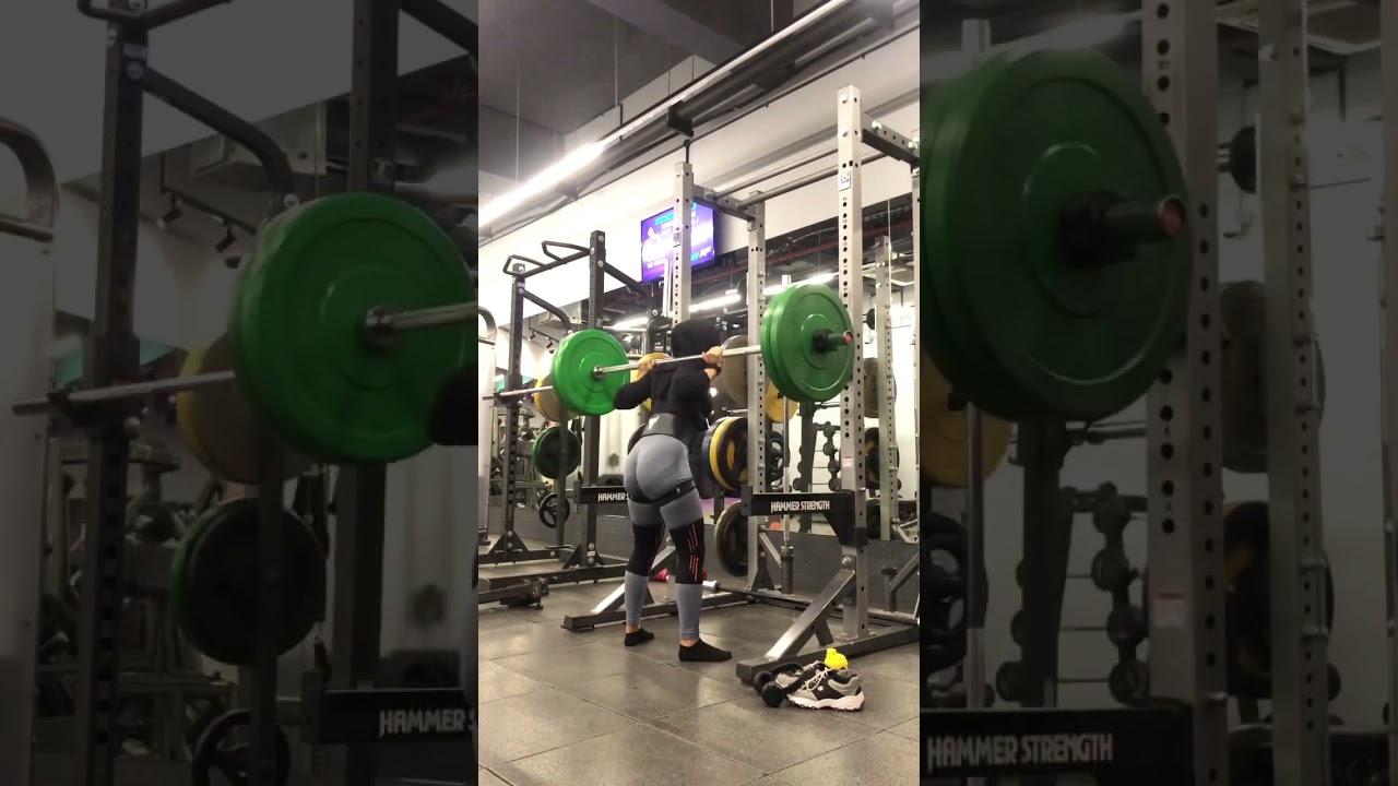 Squat again 🍑🫡