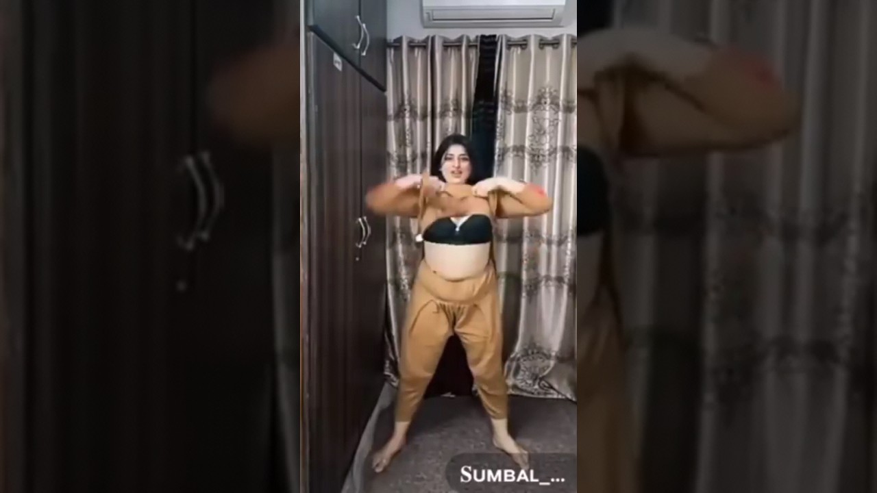 sumbal Malik sexy mujra dance
