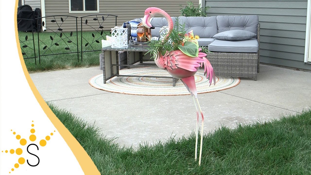 Sunnydaze Pink Flamingo Metal Outdoor Garden Statue with Flowerpot-XCA-406