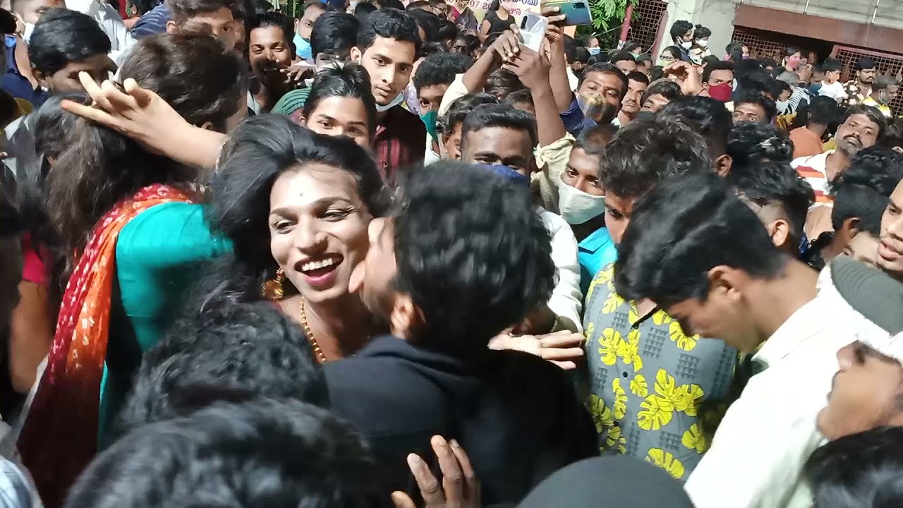 Superb Teenmaar dance | Hyderabad latest Teenmaar dance at Secunderabad ujjani Mahankali