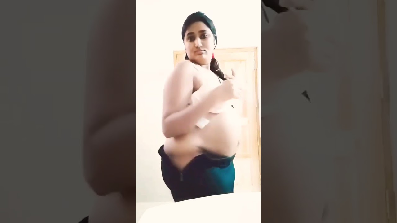 Swathi naidu hot latest video
