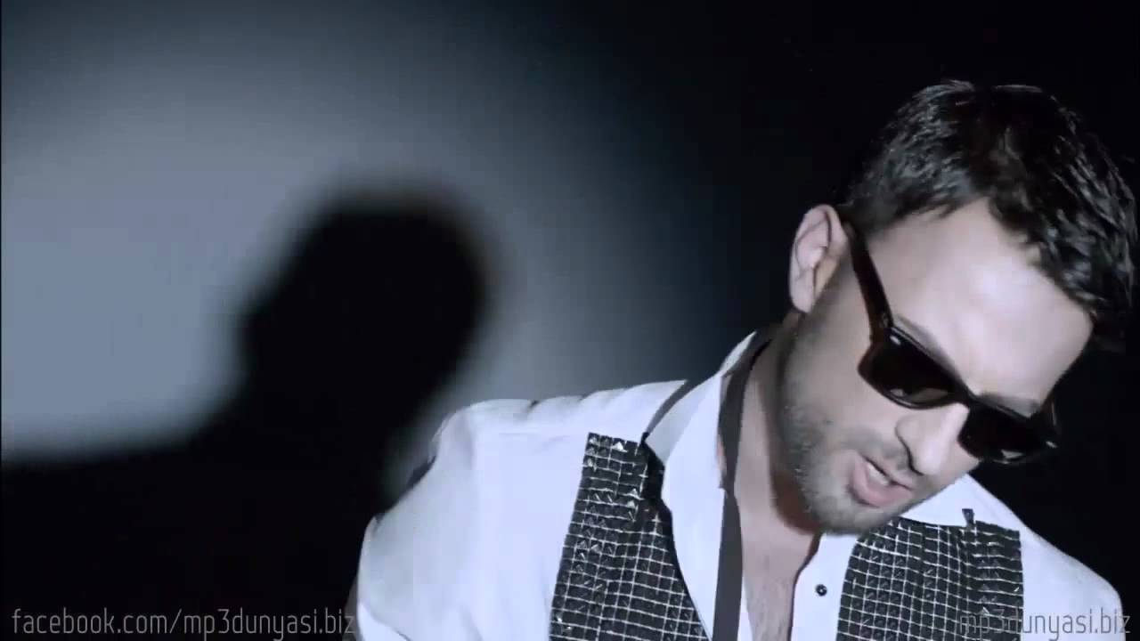Tarkan - Aşk Gitti Bizden 2012 ( FULL HD ) Video