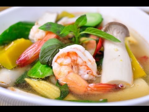 [Thai Food] Thai Spicy Vegetable Soup With Shrimp (Gang Liang Goong Sod)