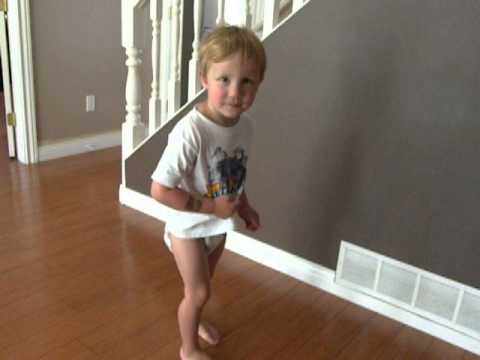 That be one very saggy diaper there boy!