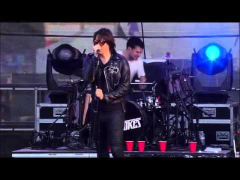 The Strokes - Gratisfaction [2011-06-12]