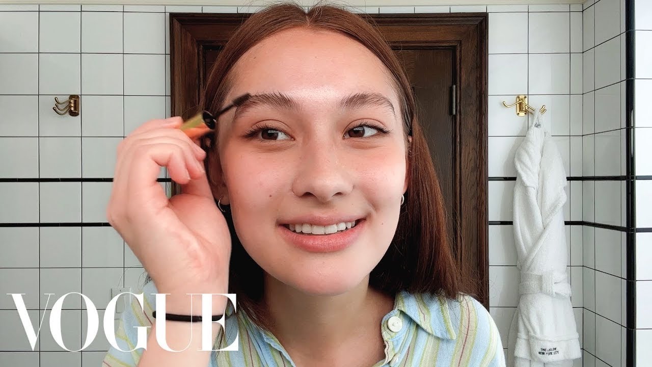 The Summer I Turned Pretty's Lola Tung Shares Her Berry Lip | Beauty Secrets | Vogue