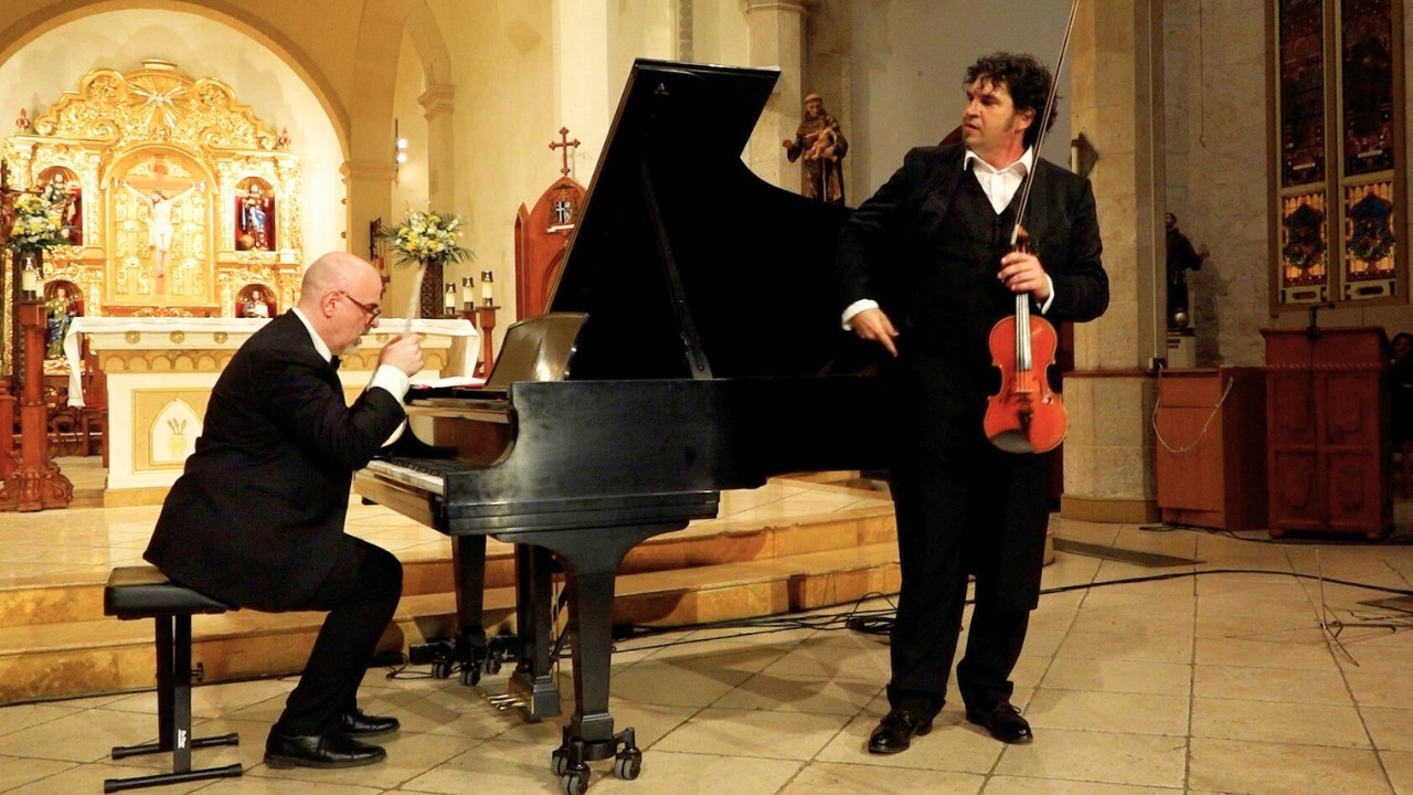 The Ultimate Musical Comedy Experience | Duo Baldo - Czardas (Vittorio Monti)