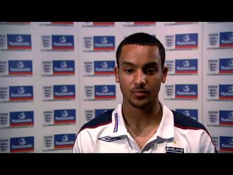 Theo Walcott on FIFA Futbol Mundial