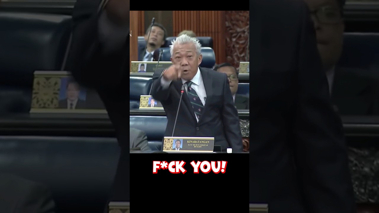 This is a country where we speak English. F*ck you! #savage #funnyvideo #donaldtrump