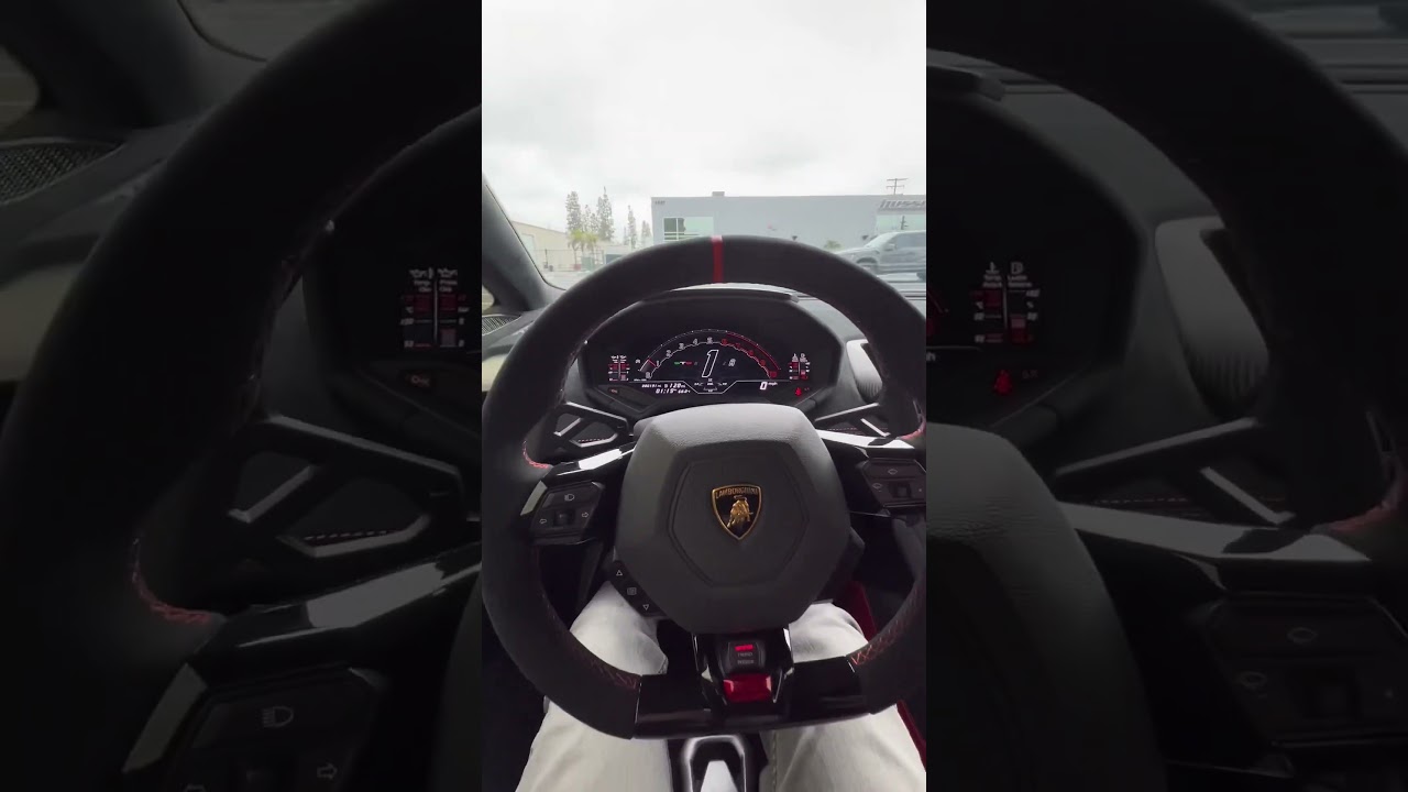 This is how you drive a Lamborghini Huracan