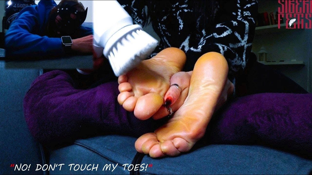 Tickle feet | How ticklish are Rugby girl's soles? Under toes tickling 👣 Part 2. Preview