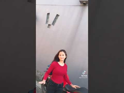 tik tok julia nur fadilah gunung gede